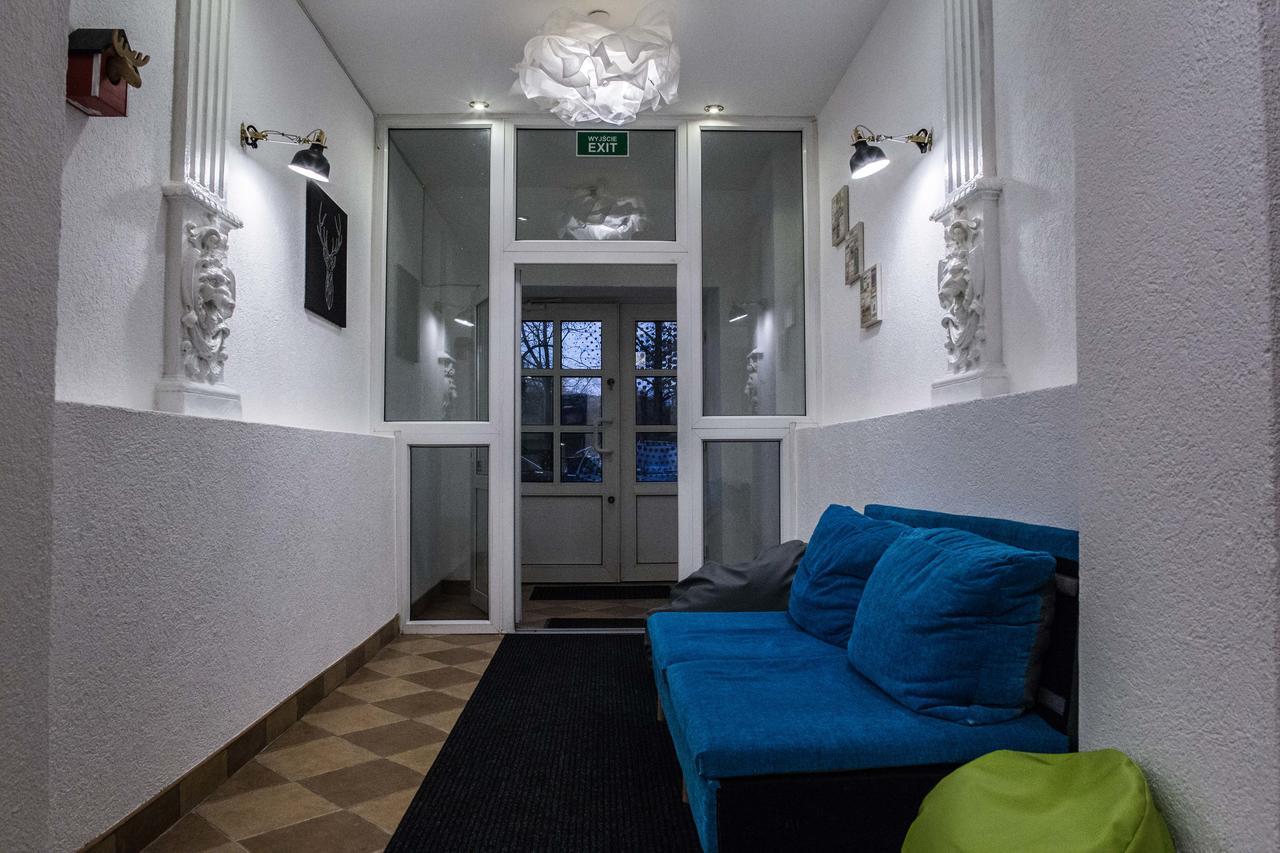 Flyfly Hostel , Darmowy Parking , Rezerwuj Przez Urzadzenia Mobilne -10 Procent فروتسواف المظهر الخارجي الصورة