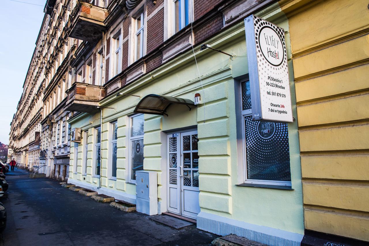 Flyfly Hostel , Darmowy Parking , Rezerwuj Przez Urzadzenia Mobilne -10 Procent فروتسواف المظهر الخارجي الصورة